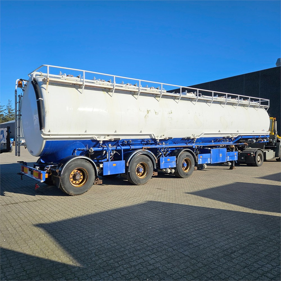 Welgro 97WSL43-32 Food tank - Tsistern poolhaagis: pilt 3 Welgro 97WSL43-32 Food tank - Tsistern poolhaagis: pilt 3