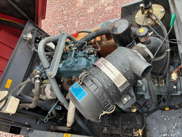 ATLAS COPCO / SULLAIR LOT 2 COMPRESSEURS XAS47 & 38K - Õhukompressor: pilt 5 ATLAS COPCO / SULLAIR LOT 2 COMPRESSEURS XAS47 & 38K - Õhukompressor: pilt 5