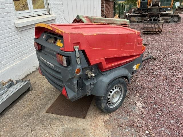 ATLAS COPCO / SULLAIR LOT 2 COMPRESSEURS XAS47 & 38K - Õhukompressor: pilt 2 ATLAS COPCO / SULLAIR LOT 2 COMPRESSEURS XAS47 & 38K - Õhukompressor: pilt 2