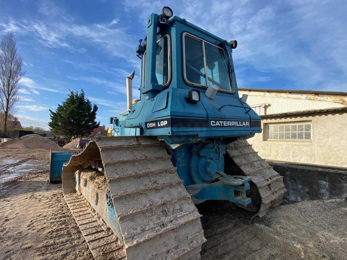 Caterpillar D5H LGP - Buldooser: pilt 5 Caterpillar D5H LGP - Buldooser: pilt 5