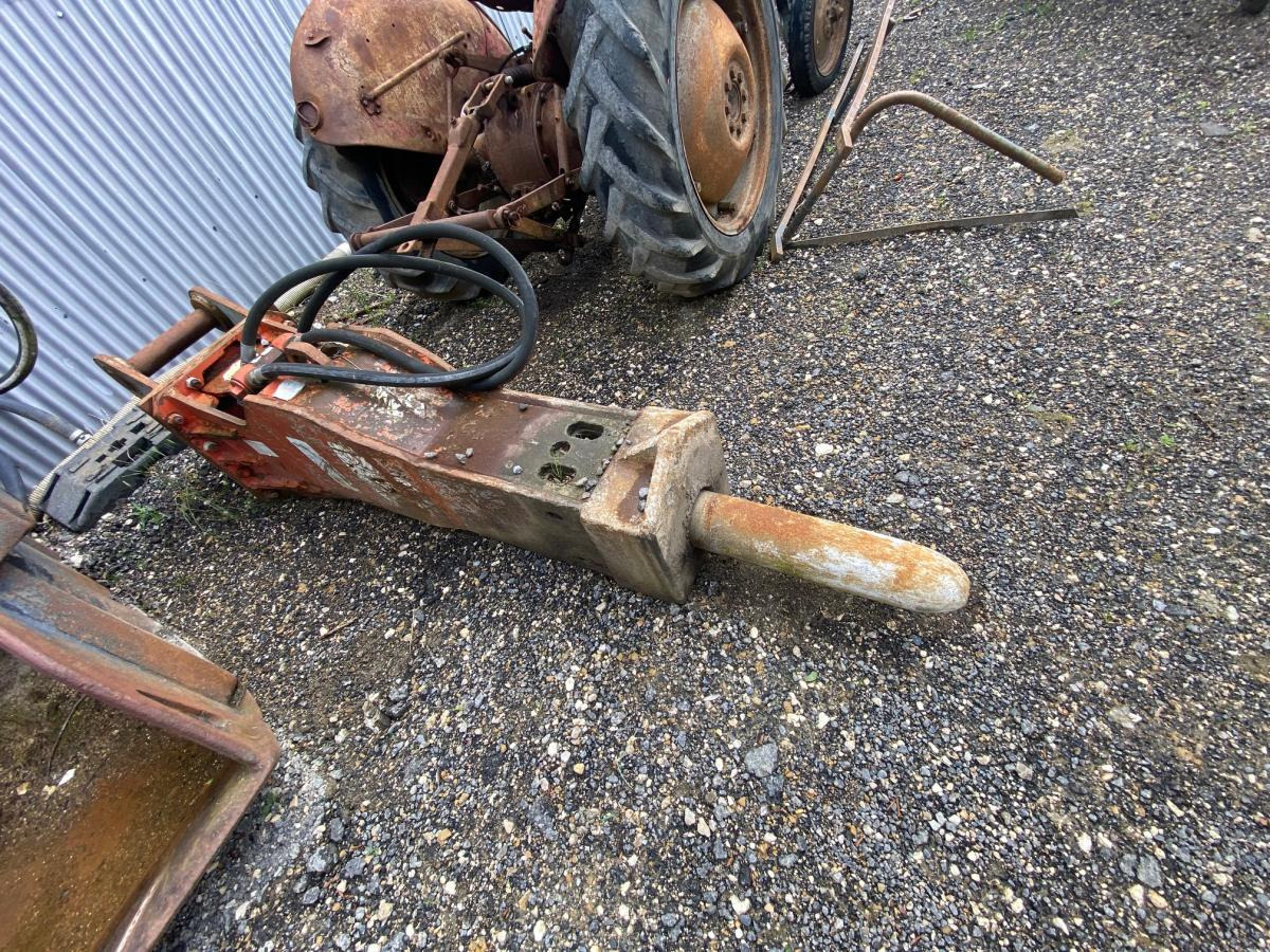 HAMMER H 130P - Hüdrauliline haamer: pilt 4 HAMMER H 130P - Hüdrauliline haamer: pilt 4