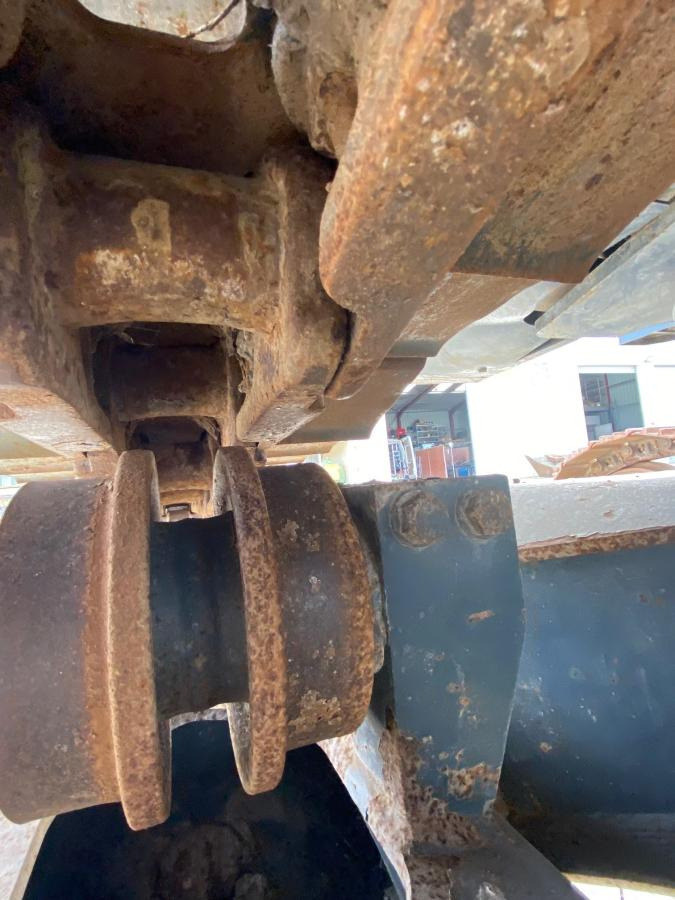 Lintekskavaator Hyundai HX 145LCR: pilt 11