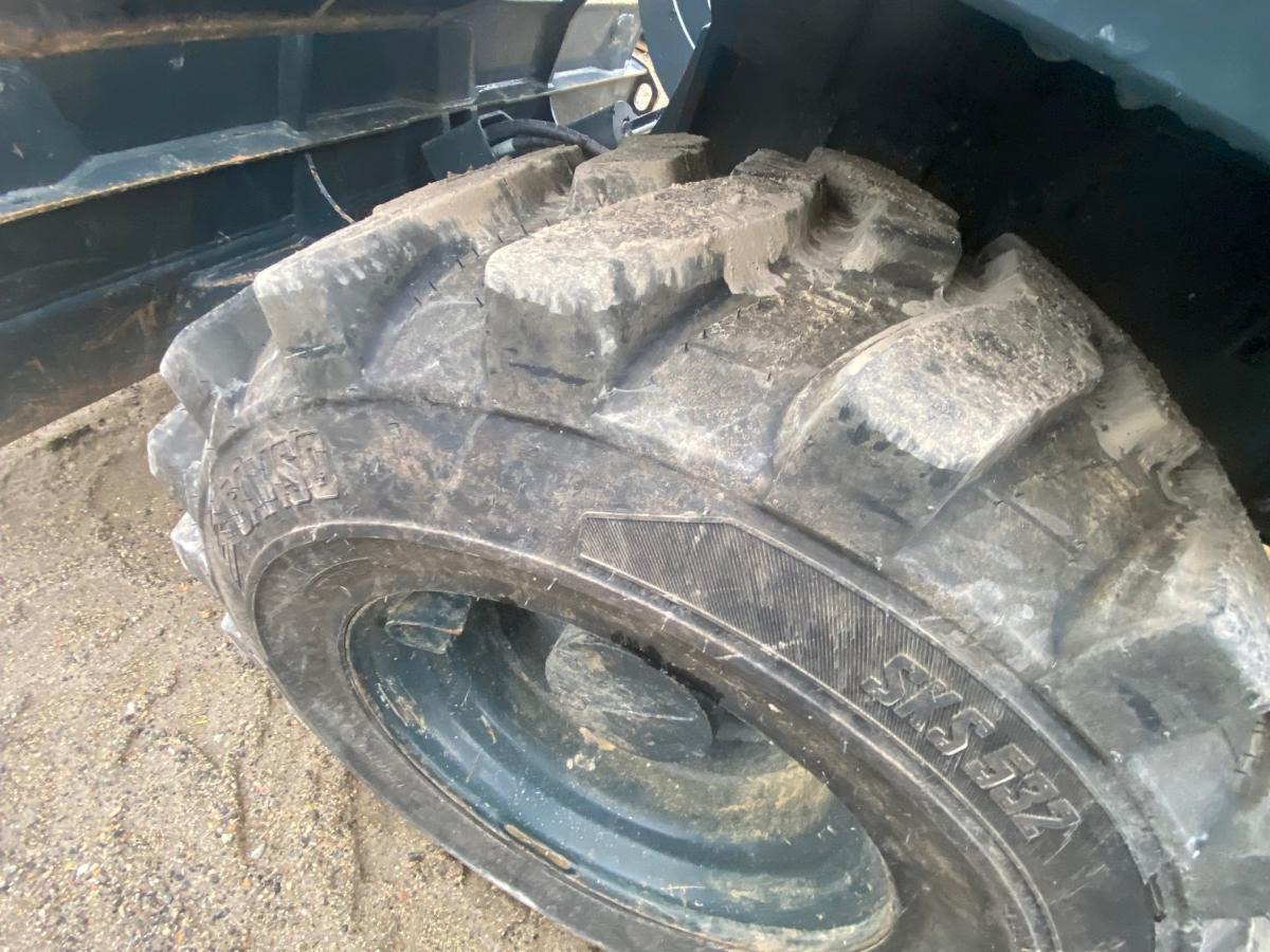 Ratastel ekskavaator Hyundai ROBEX 55W-9A: pilt 17