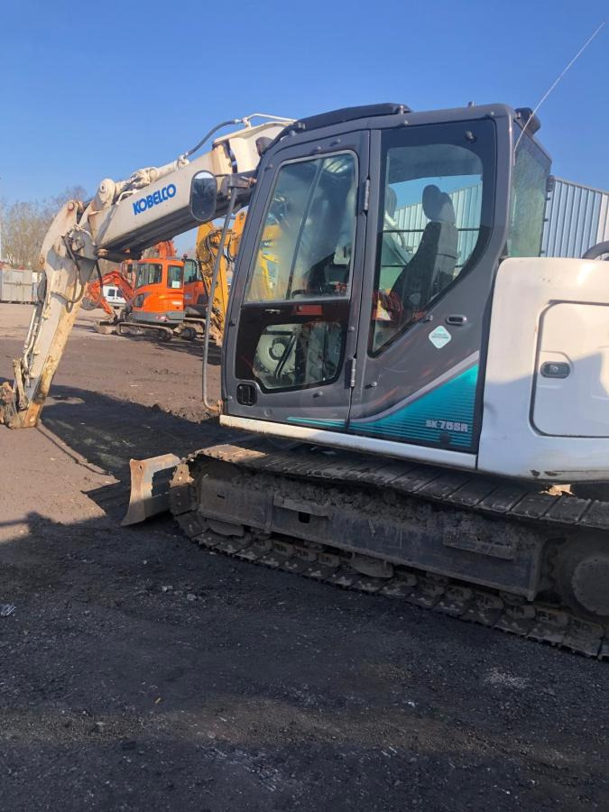 Kobelco SK 75SR-3E - Miniekskavaator: pilt 2 Kobelco SK 75SR-3E - Miniekskavaator: pilt 2