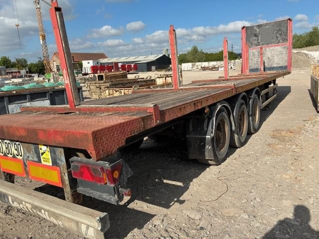 Lecitrailer SEMI PLATEAU 3 ESSIEUX - Platvormhaagis/ Madelhaagis: pilt 3 Lecitrailer SEMI PLATEAU 3 ESSIEUX - Platvormhaagis/ Madelhaagis: pilt 3
