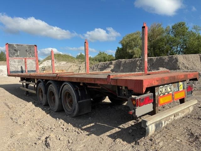 Lecitrailer SEMI PLATEAU 3 ESSIEUX - Platvormhaagis/ Madelhaagis: pilt 2 Lecitrailer SEMI PLATEAU 3 ESSIEUX - Platvormhaagis/ Madelhaagis: pilt 2