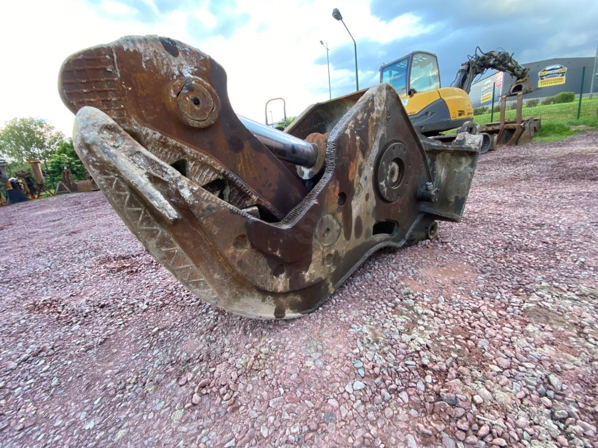 MBI BROYEUR BETON POUR PELLE 21-27 T - Lammutuskäärid - Ehitusmasinad: pilt 3 MBI BROYEUR BETON POUR PELLE 21-27 T - Lammutuskäärid - Ehitusmasinad: pilt 3