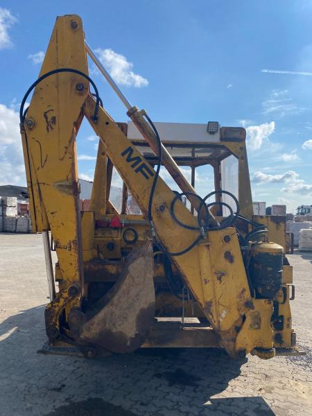 Massey Ferguson MF 50BII - Ekskavaator-laadur: pilt 5 Massey Ferguson MF 50BII - Ekskavaator-laadur: pilt 5