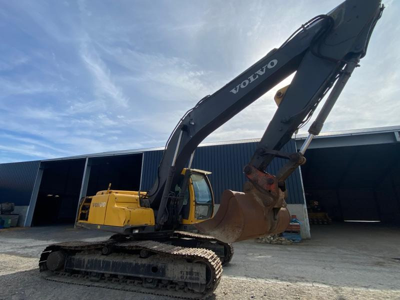 Volvo EC210 LC - Lintekskavaator: pilt 2 Volvo EC210 LC - Lintekskavaator: pilt 2