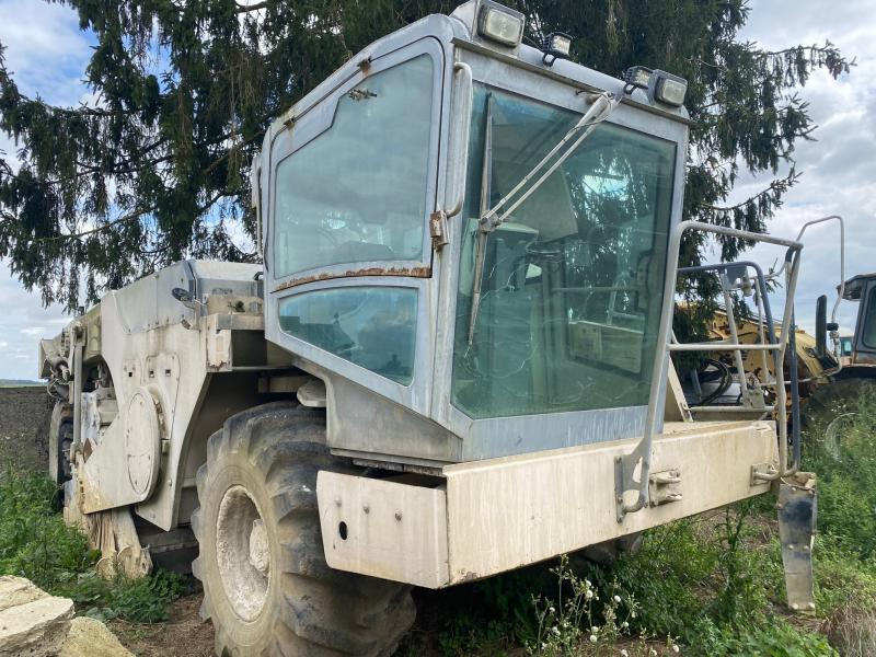 WIRTGEN WR 2400 - Pinnasetasandaja: pilt 4 WIRTGEN WR 2400 - Pinnasetasandaja: pilt 4