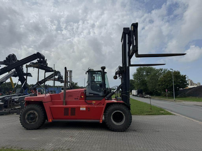 Kalmar DCG300-12LB - Diiseltõstuk: pilt 4 Kalmar DCG300-12LB - Diiseltõstuk: pilt 4