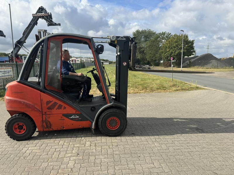 Linde H30D-02 - Diiseltõstuk: pilt 4 Linde H30D-02 - Diiseltõstuk: pilt 4