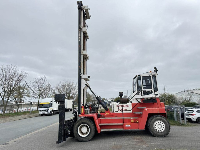 Svetruck ECS6H - Konteinerite käitleja: pilt 1 Svetruck ECS6H - Konteinerite käitleja: pilt 1