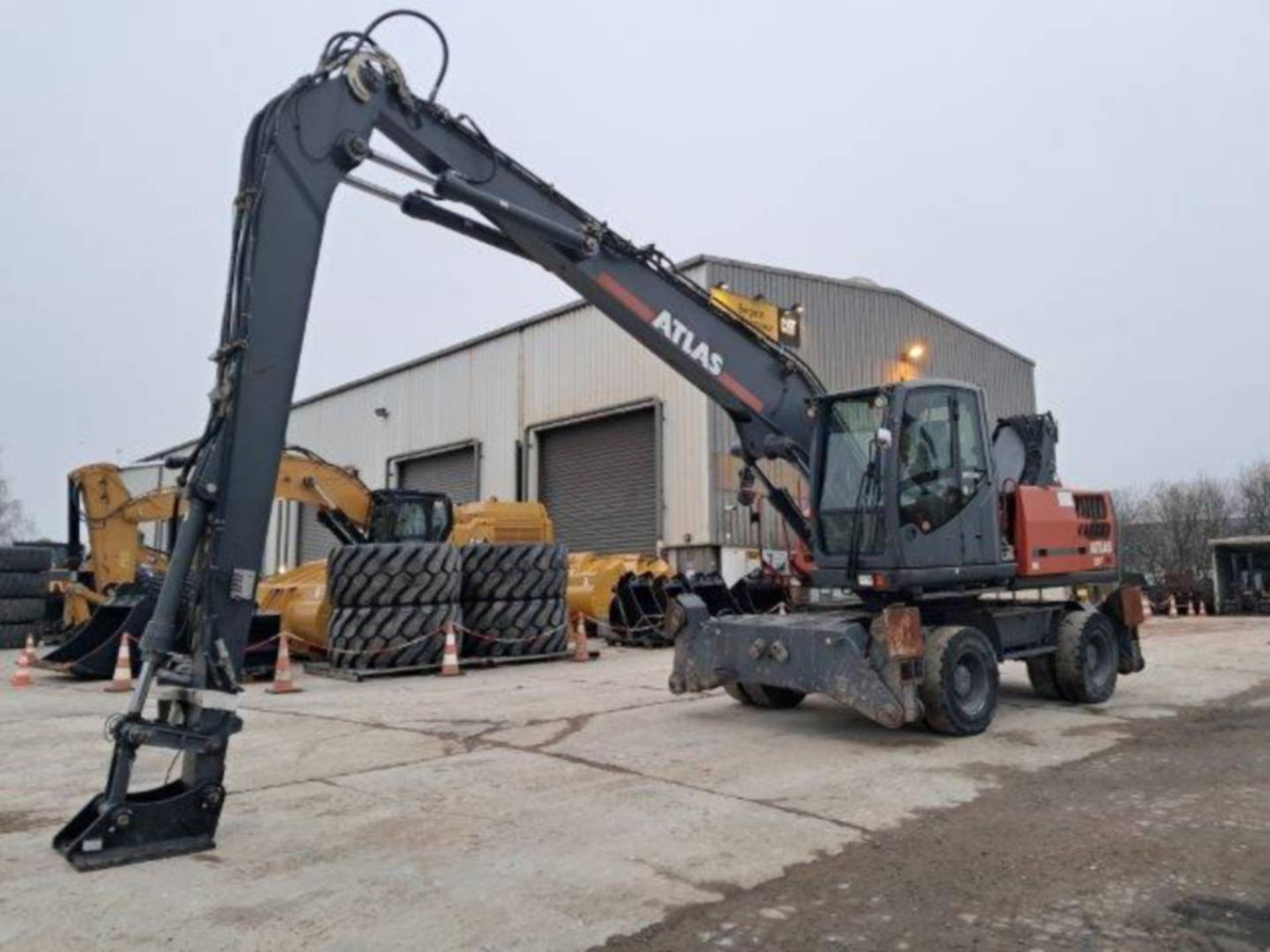 ATLAS-WEYHAUSEN 250MH - Ratastel ekskavaator: pilt 1 ATLAS-WEYHAUSEN 250MH - Ratastel ekskavaator: pilt 1