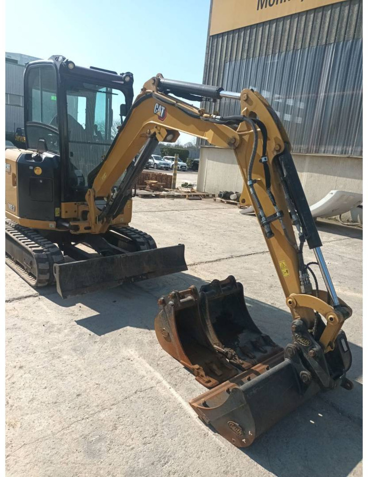 CAT 302.7 - Lintekskavaator: pilt 1 CAT 302.7 - Lintekskavaator: pilt 1