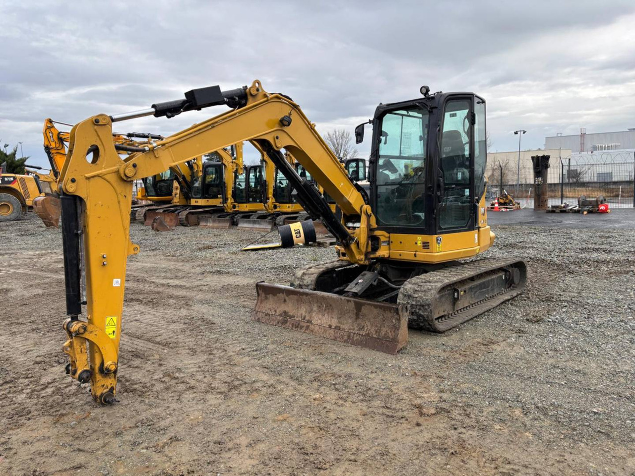 CAT 305 - Lintekskavaator: pilt 2 CAT 305 - Lintekskavaator: pilt 2