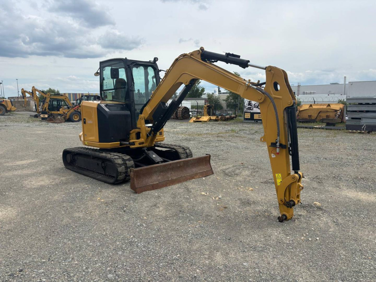 CAT 305 - Lintekskavaator: pilt 1 CAT 305 - Lintekskavaator: pilt 1
