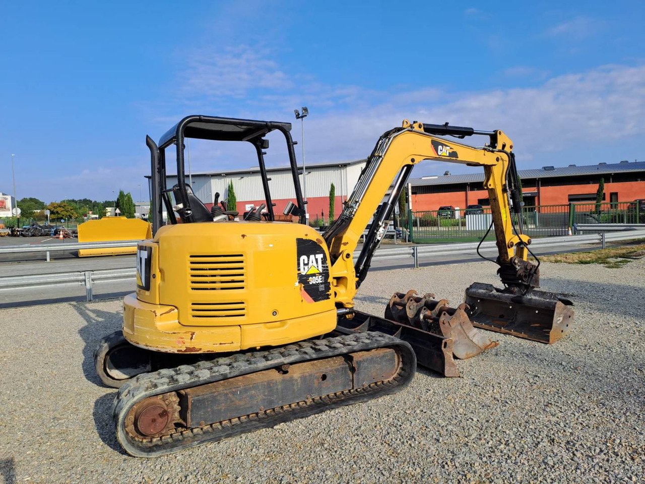 CAT 305E2 - Lintekskavaator: pilt 3 CAT 305E2 - Lintekskavaator: pilt 3