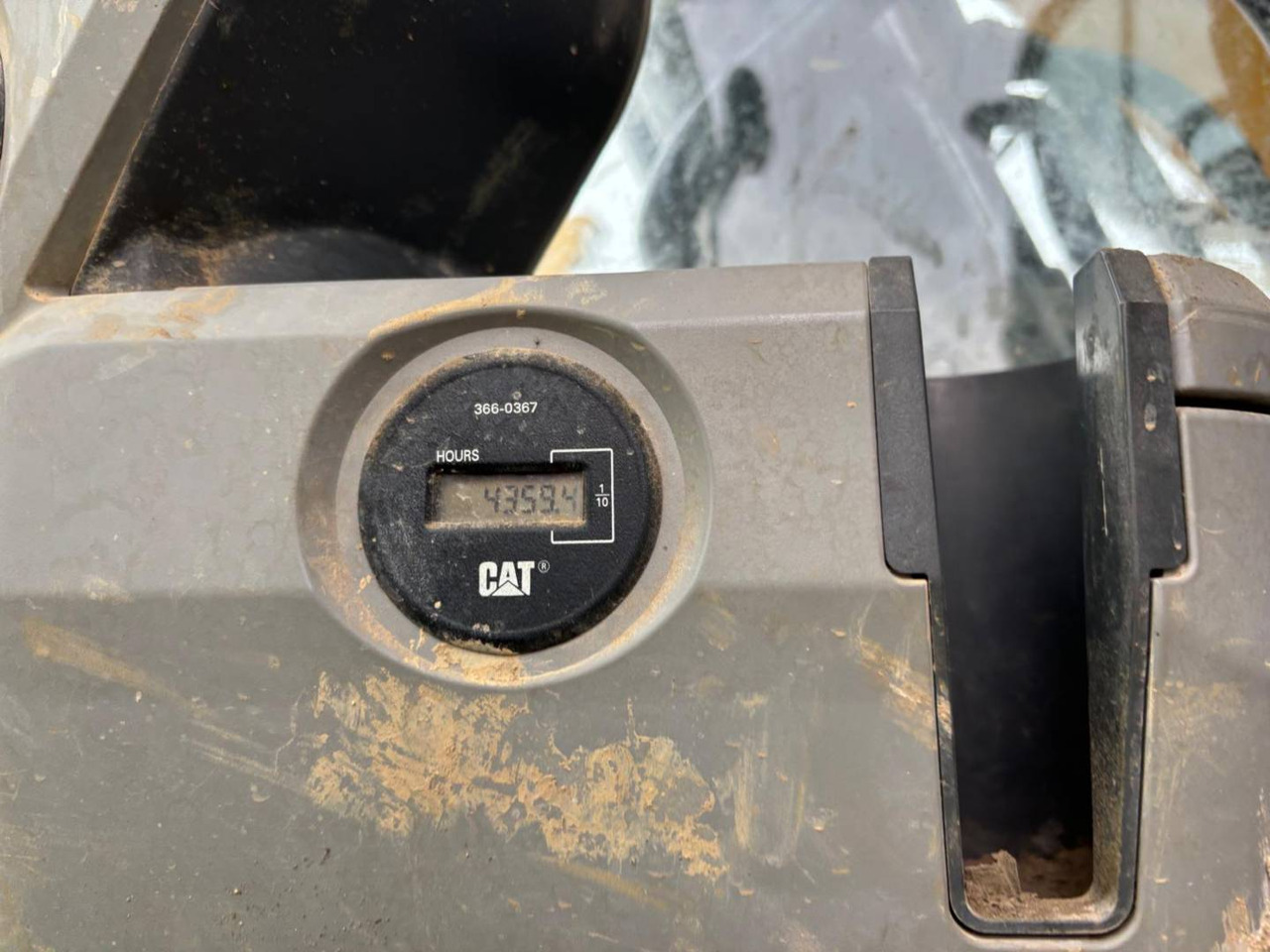 CAT 323F - Lintekskavaator: pilt 5 CAT 323F - Lintekskavaator: pilt 5