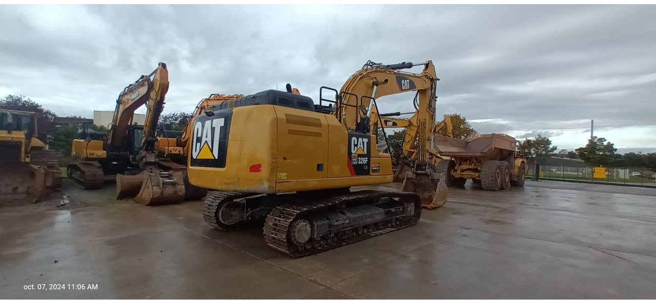 CAT 326F - Lintekskavaator: pilt 3 CAT 326F - Lintekskavaator: pilt 3