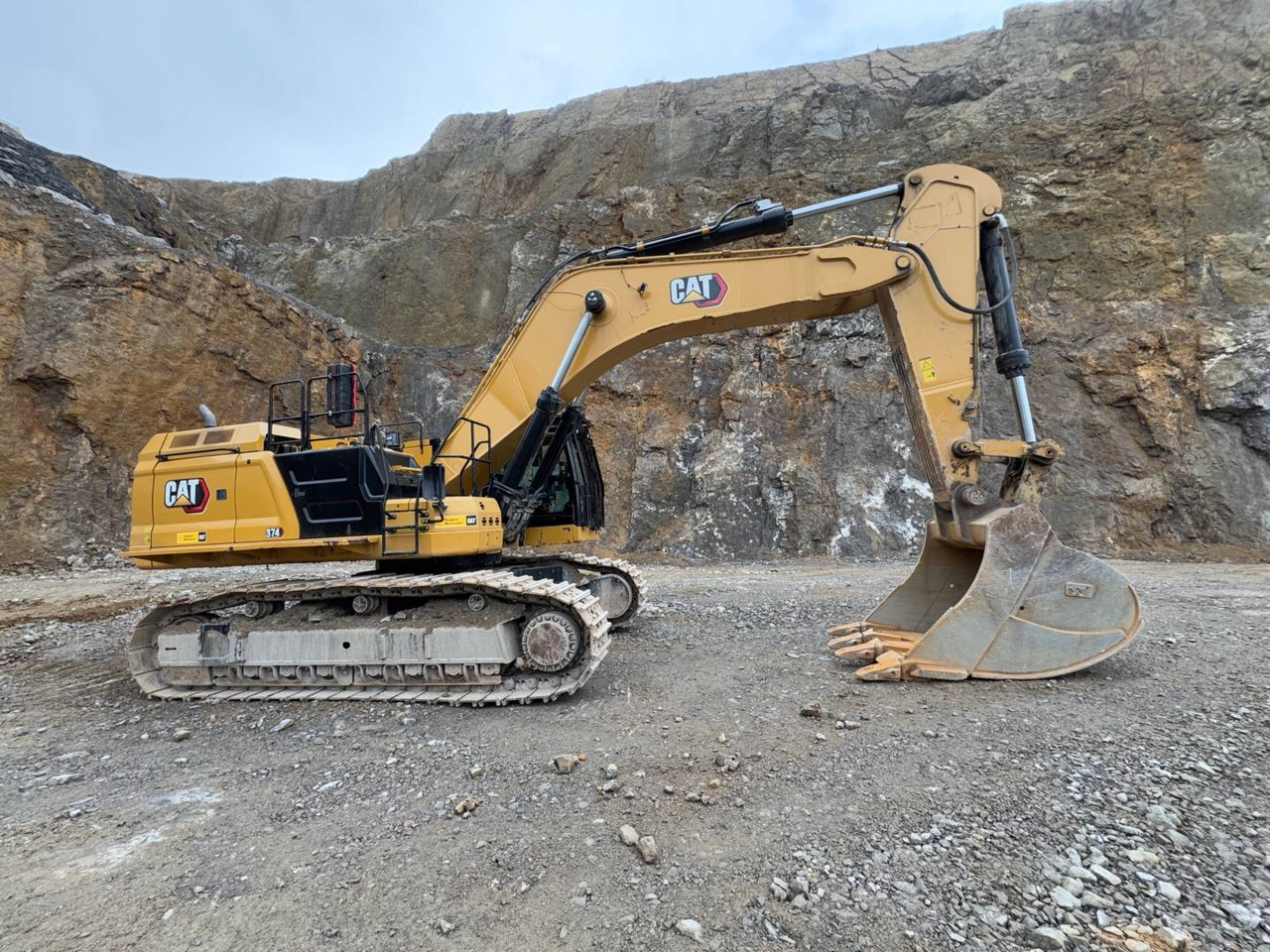 Lintekskavaator CAT 374-07: pilt 9