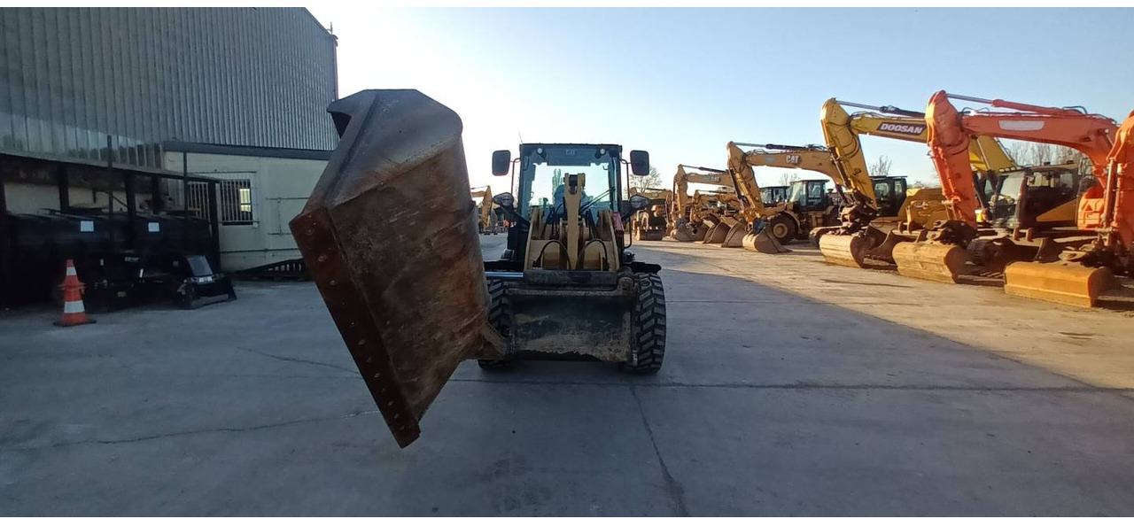 Rataslaadur CAT 906: pilt 10