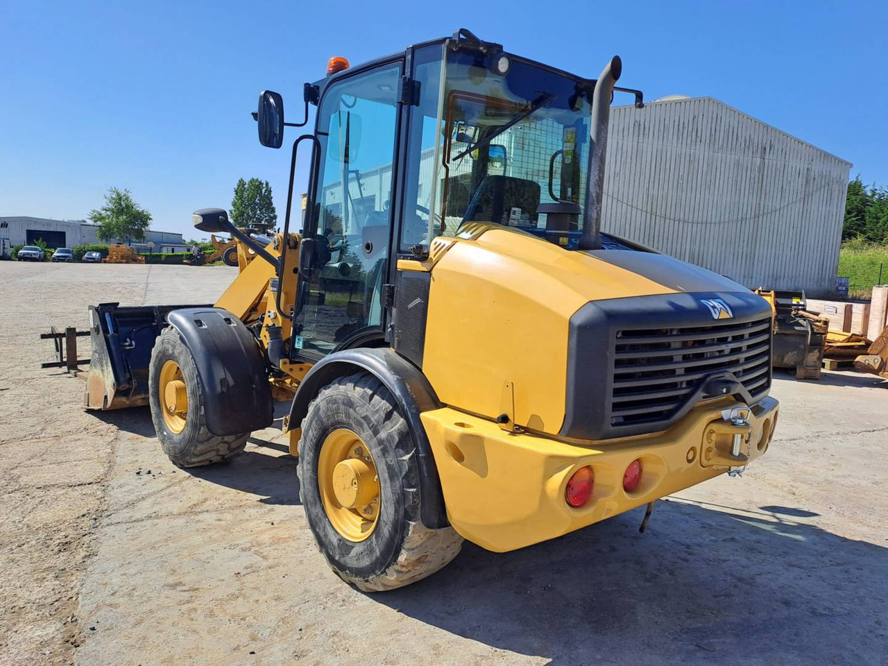 Rataslaadur CAT 906M: pilt 8