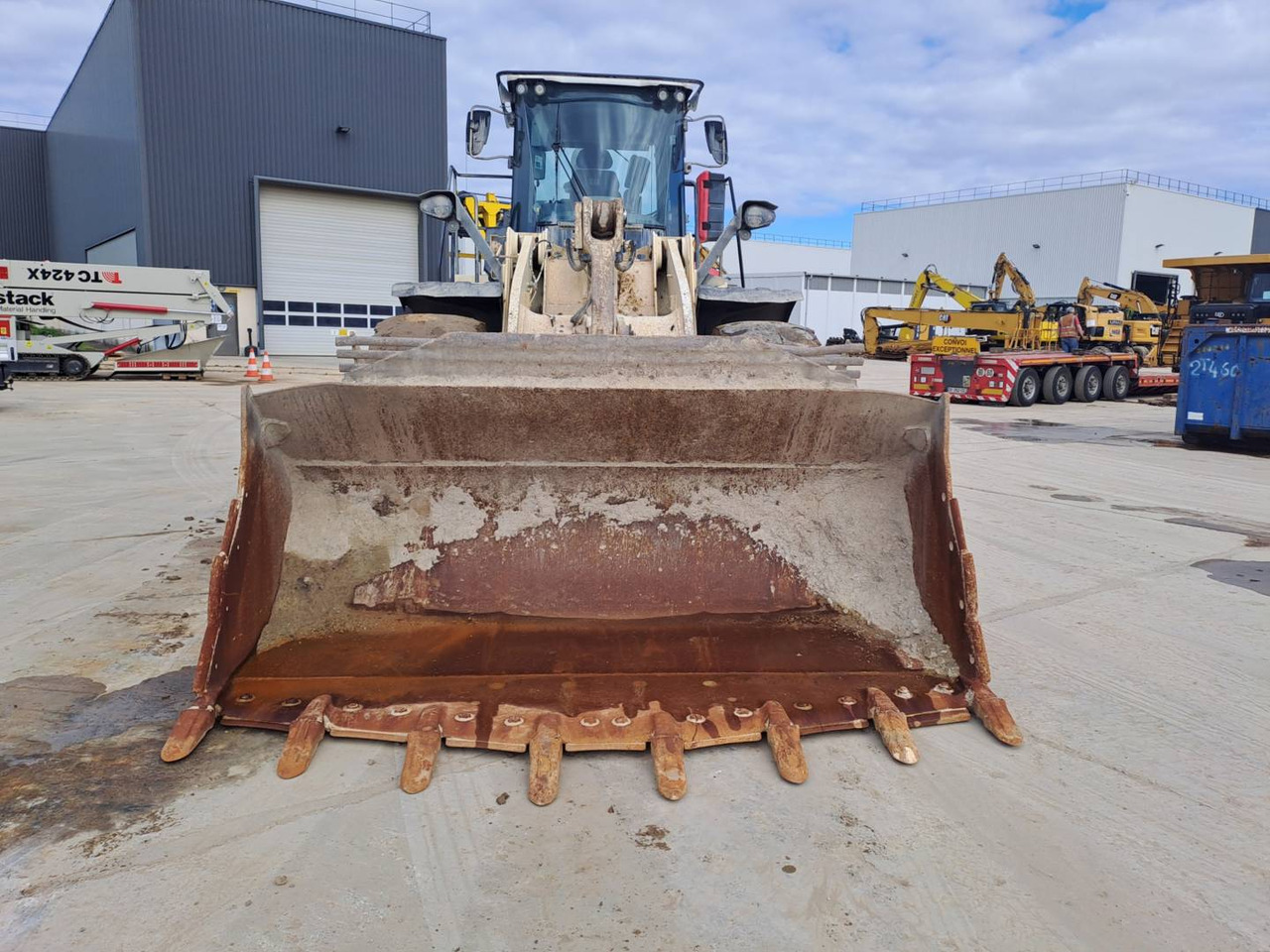 CAT 966M - Rataslaadur: pilt 4 CAT 966M - Rataslaadur: pilt 4