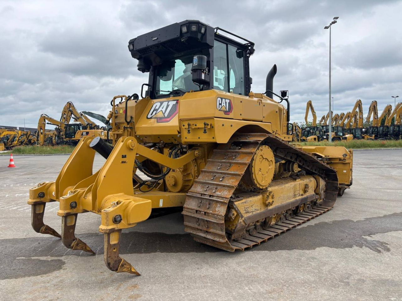 CAT D6 VPAT - Buldooser: pilt 4 CAT D6 VPAT - Buldooser: pilt 4