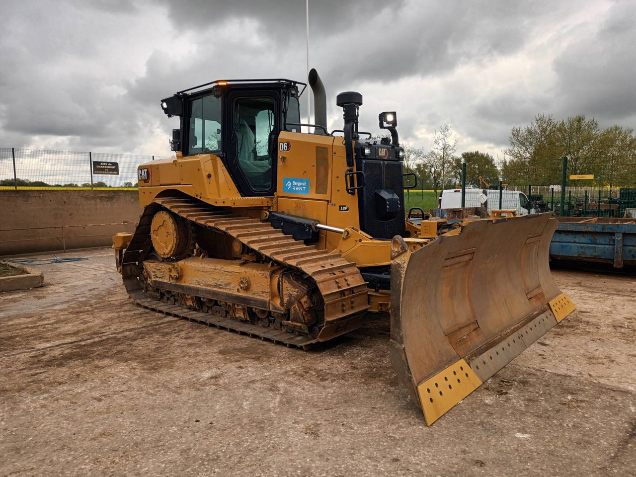 CAT D6 VPAT - Buldooser: pilt 2 CAT D6 VPAT - Buldooser: pilt 2