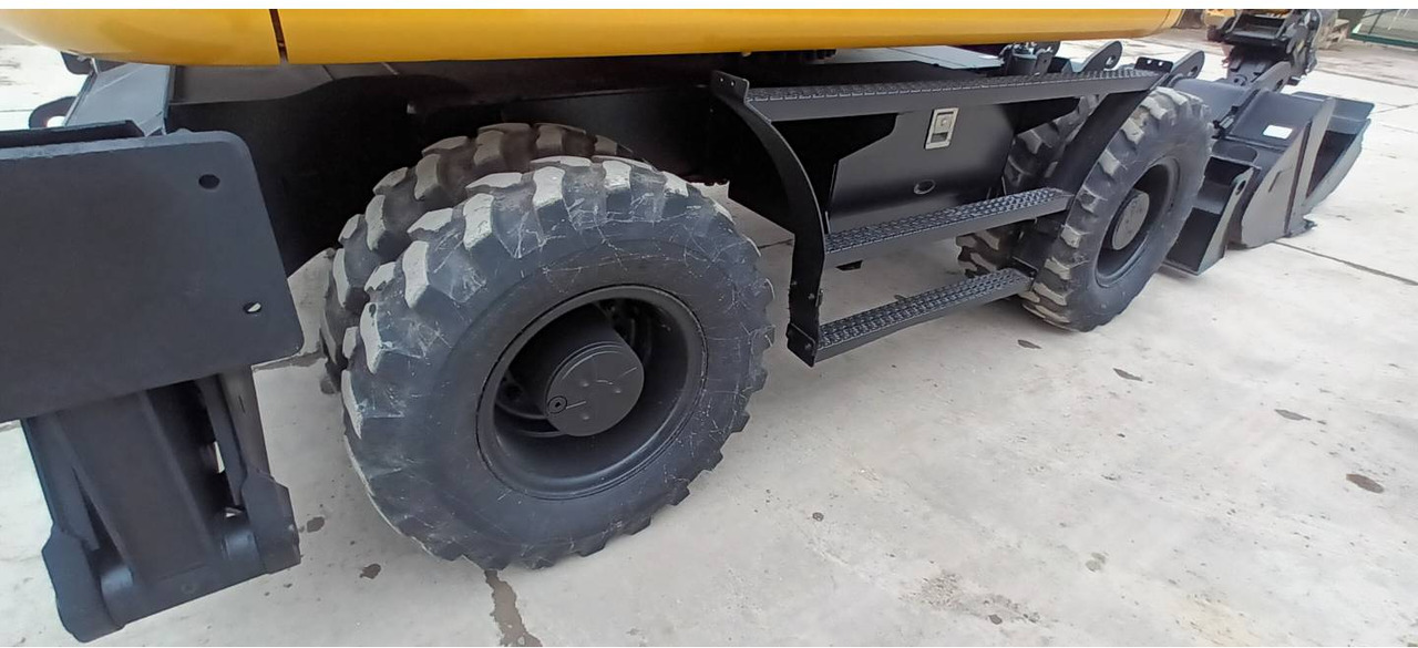 Ratastel ekskavaator CAT M314: pilt 19