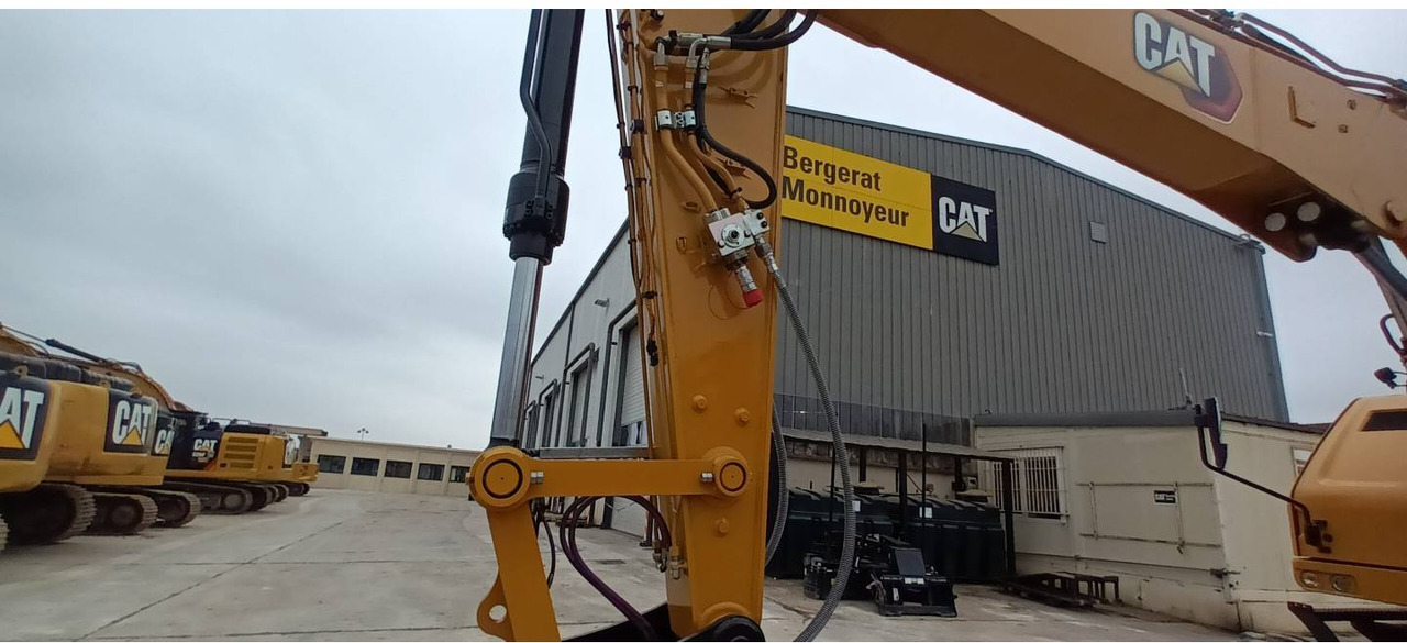 Ratastel ekskavaator CAT M314: pilt 24