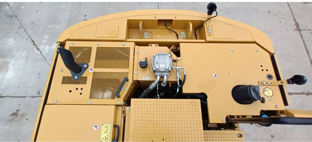 Ratastel ekskavaator CAT M314: pilt 30