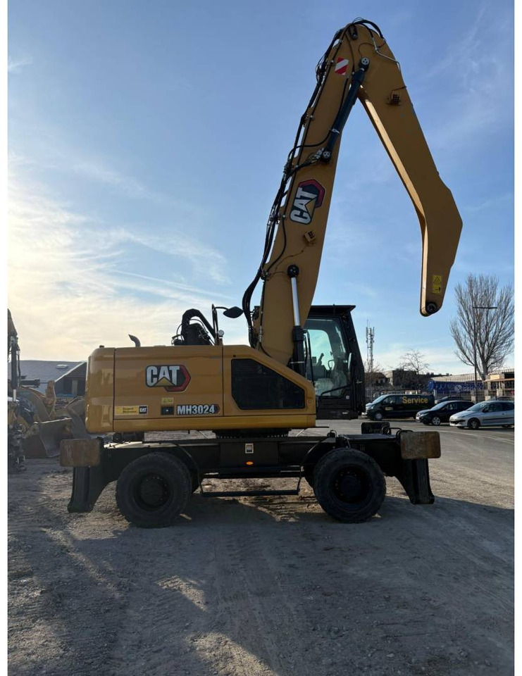 Ratastel ekskavaator CAT MH3024: pilt 9