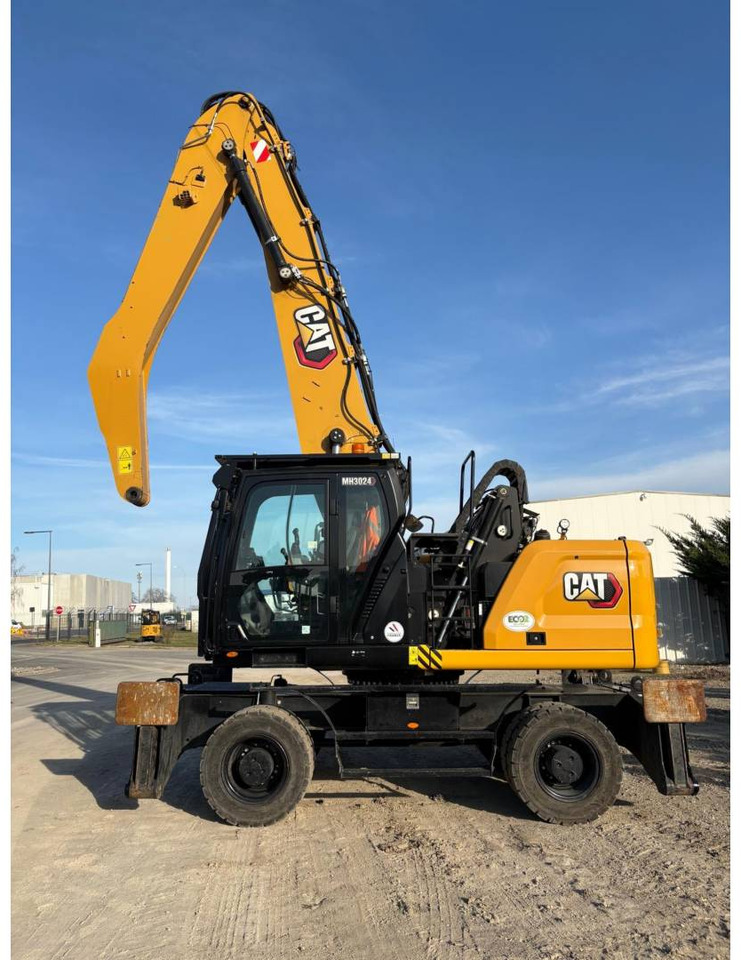 Ratastel ekskavaator CAT MH3024: pilt 20