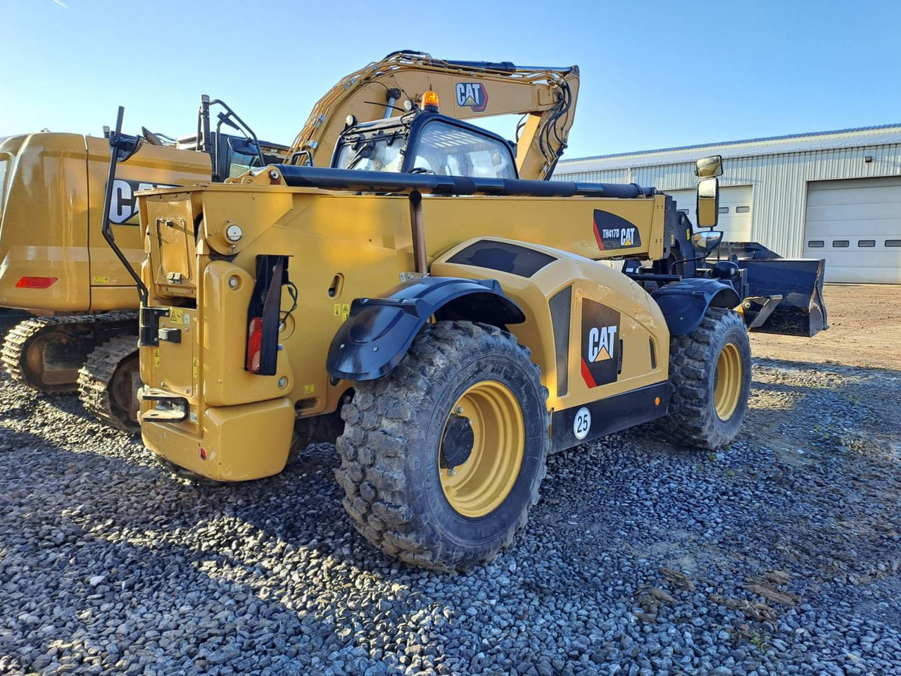 CAT TH417D - Teleskooplaadur: pilt 1 CAT TH417D - Teleskooplaadur: pilt 1