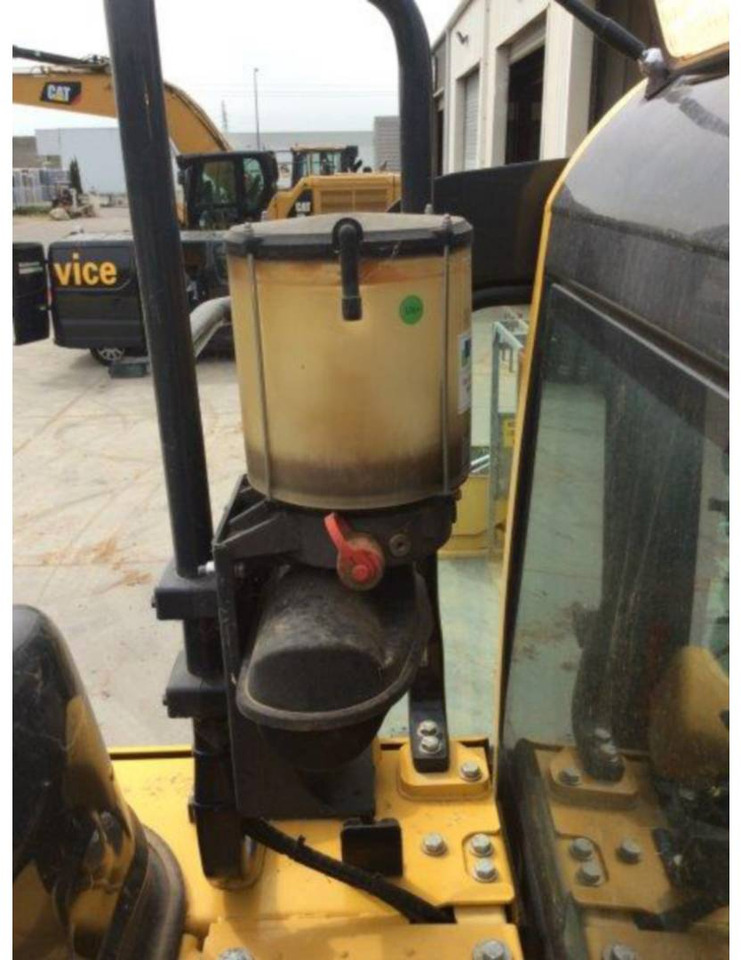 Lintekskavaator KOMATSU PC170.11: pilt 21