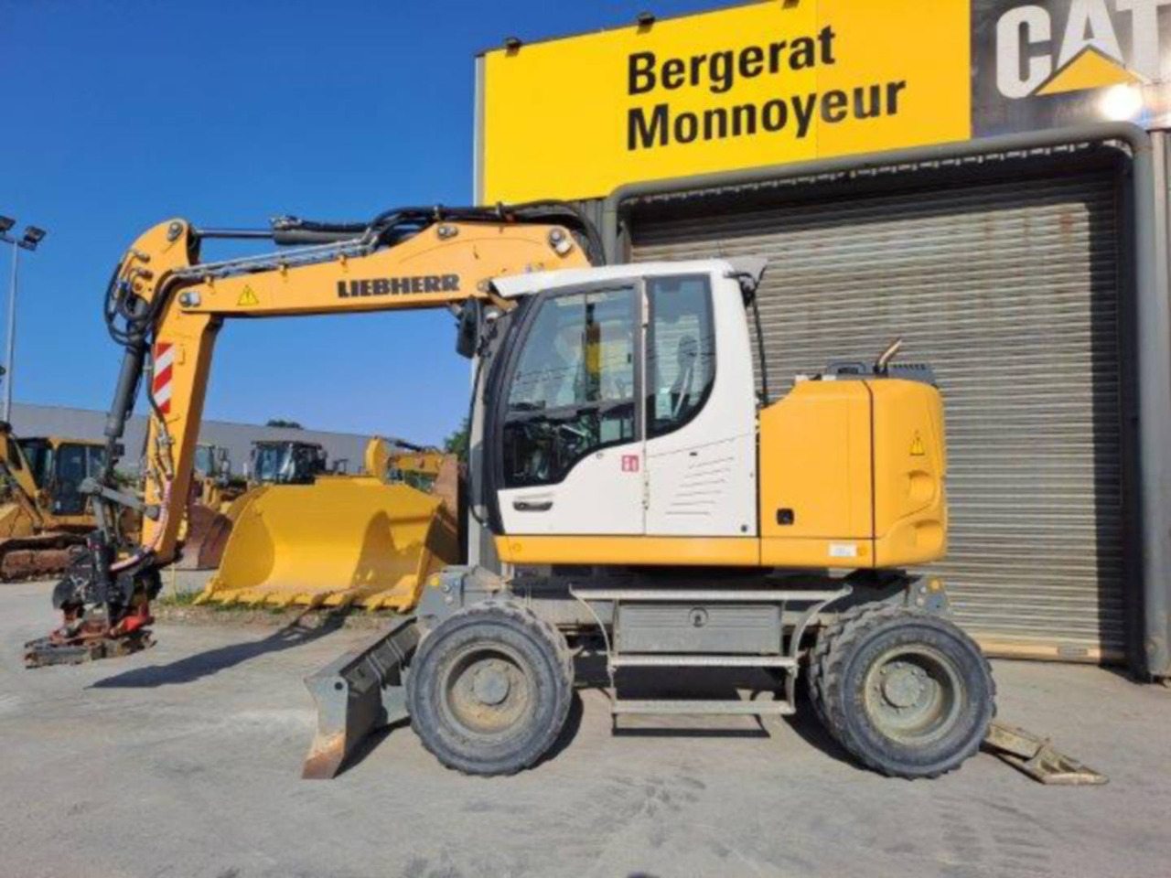 LIEBHERR A913 - Ratastel ekskavaator: pilt 4 LIEBHERR A913 - Ratastel ekskavaator: pilt 4