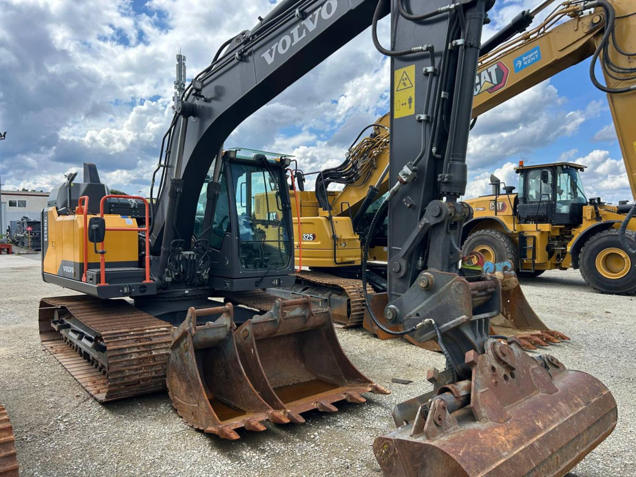 VOLVO CONSTRUCTION EQUIPMENT EC140 - Lintekskavaator: pilt 2 VOLVO CONSTRUCTION EQUIPMENT EC140 - Lintekskavaator: pilt 2