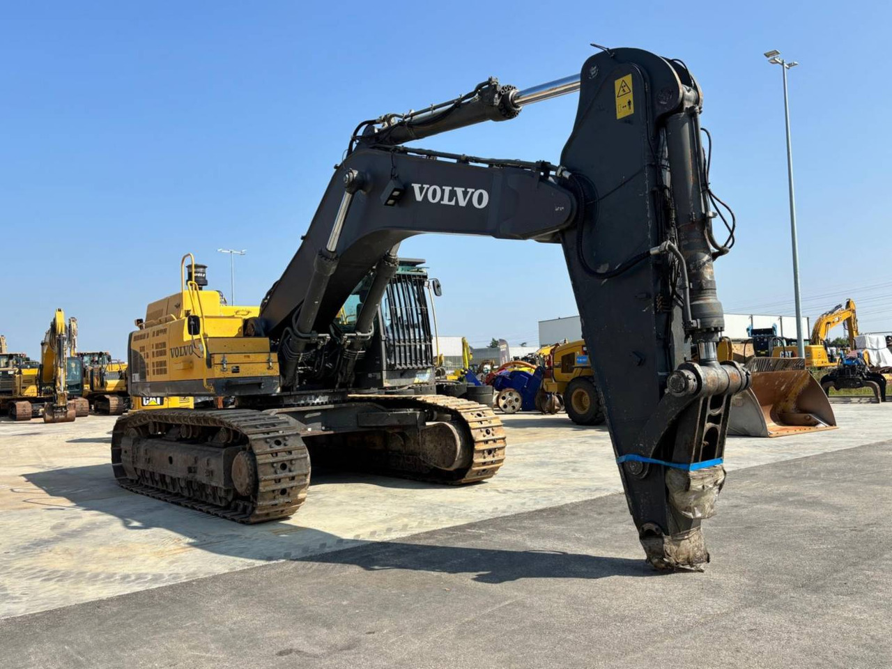 VOLVO CONSTRUCTION EQUIPMENT EC700 CL - Lintekskavaator: pilt 1 VOLVO CONSTRUCTION EQUIPMENT EC700 CL - Lintekskavaator: pilt 1