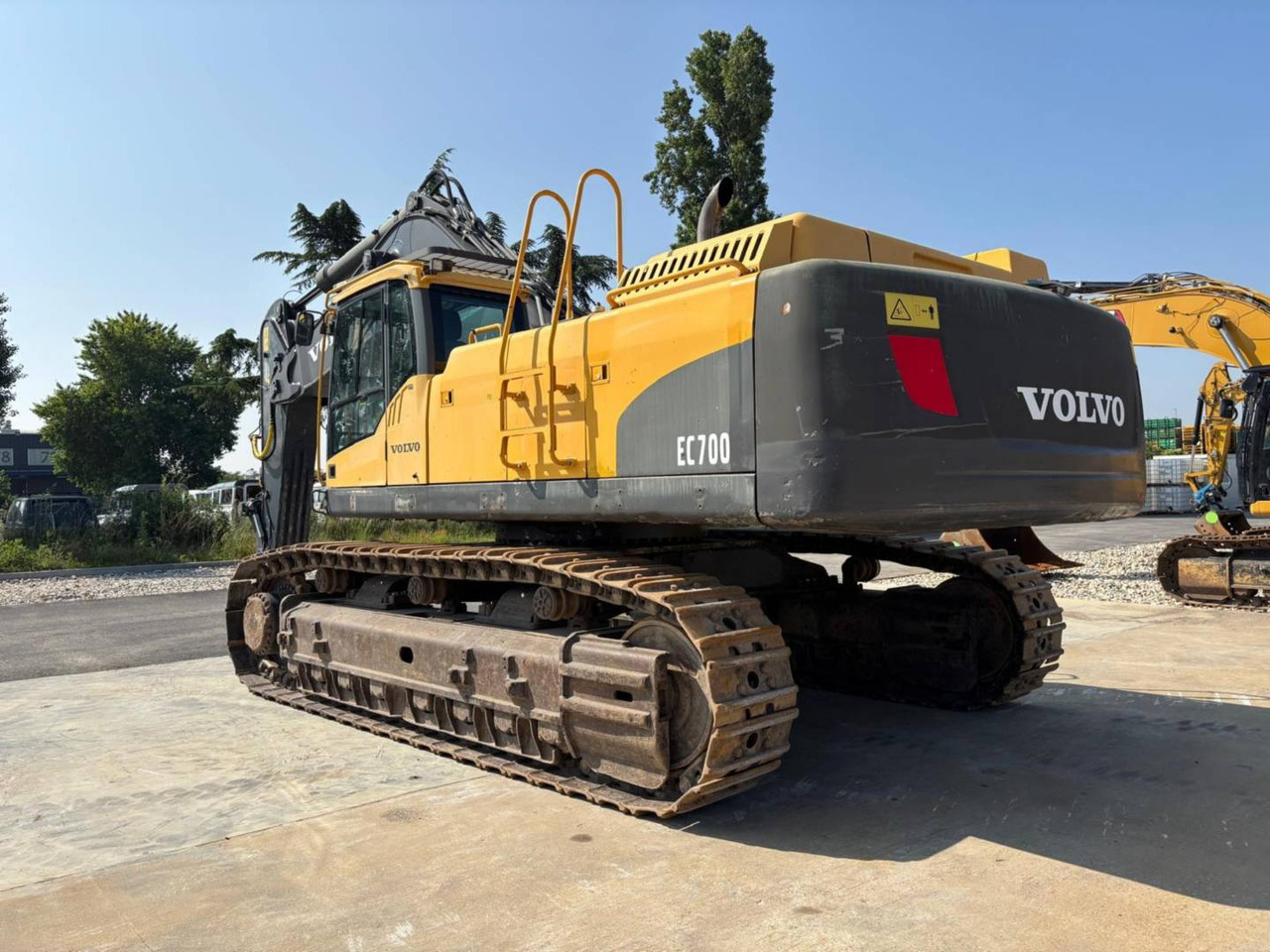 VOLVO CONSTRUCTION EQUIPMENT EC700 CL - Lintekskavaator: pilt 3 VOLVO CONSTRUCTION EQUIPMENT EC700 CL - Lintekskavaator: pilt 3