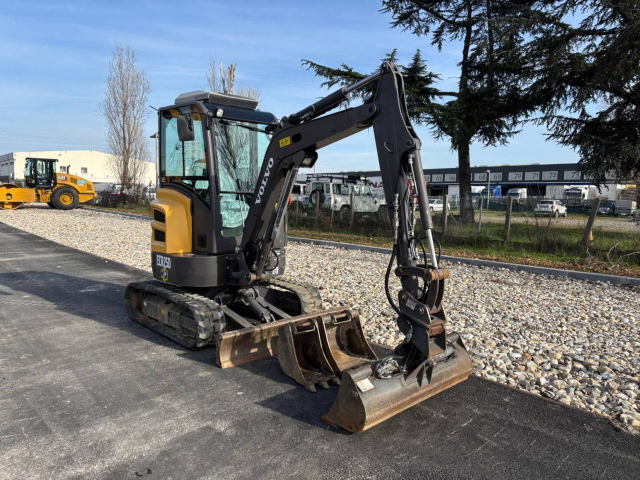 VOLVO CONSTRUCTION EQUIPMENT ECR25D - Lintekskavaator: pilt 1 VOLVO CONSTRUCTION EQUIPMENT ECR25D - Lintekskavaator: pilt 1