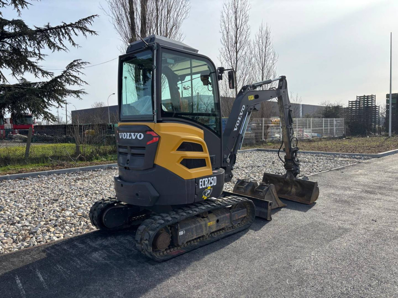VOLVO CONSTRUCTION EQUIPMENT ECR25D - Lintekskavaator: pilt 4 VOLVO CONSTRUCTION EQUIPMENT ECR25D - Lintekskavaator: pilt 4