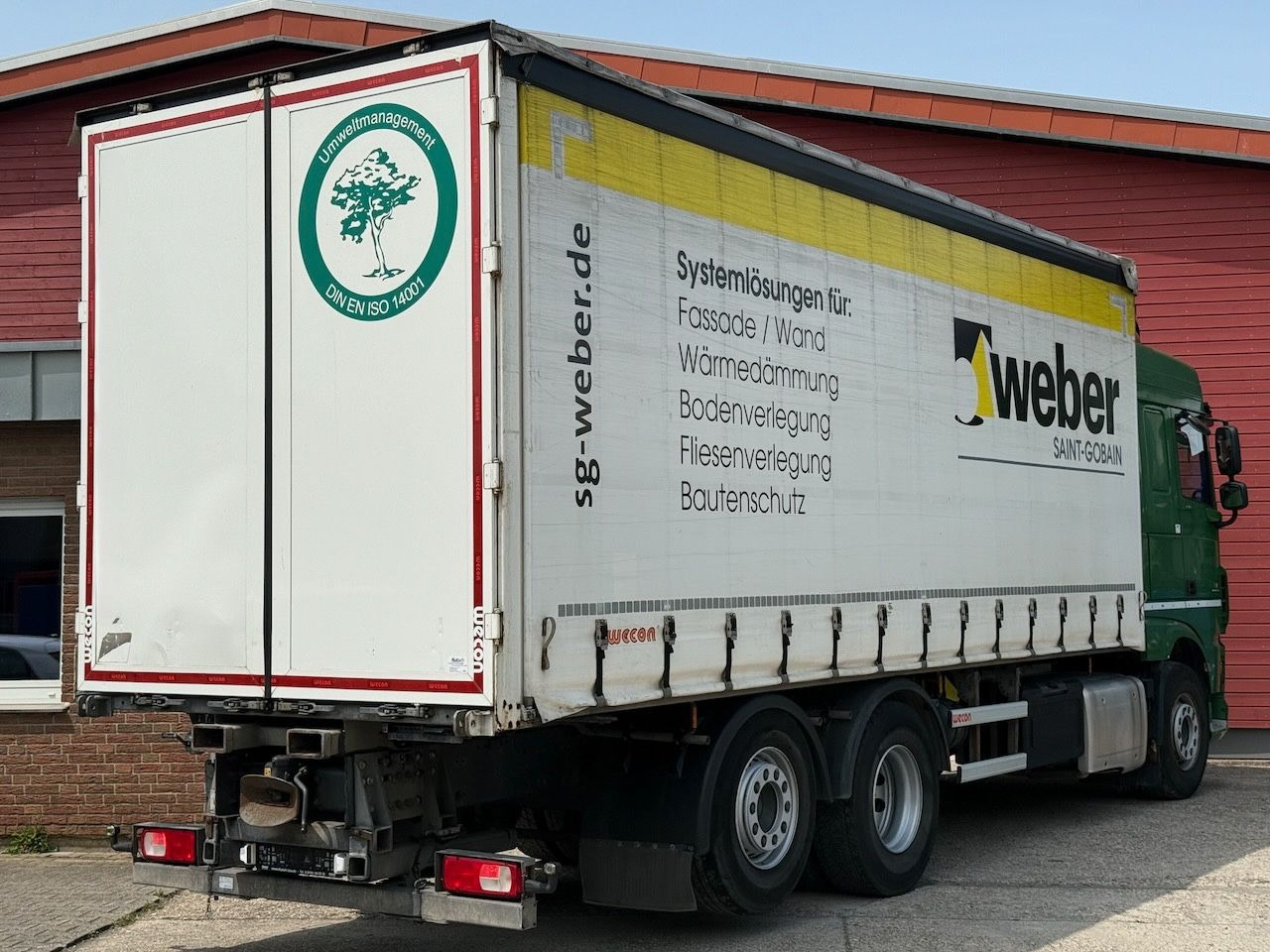 DAF XF 460 SpaceCab, Edscha, Lenkachse, Intarder - Tent veoauto: pilt 2 DAF XF 460 SpaceCab, Edscha, Lenkachse, Intarder - Tent veoauto: pilt 2
