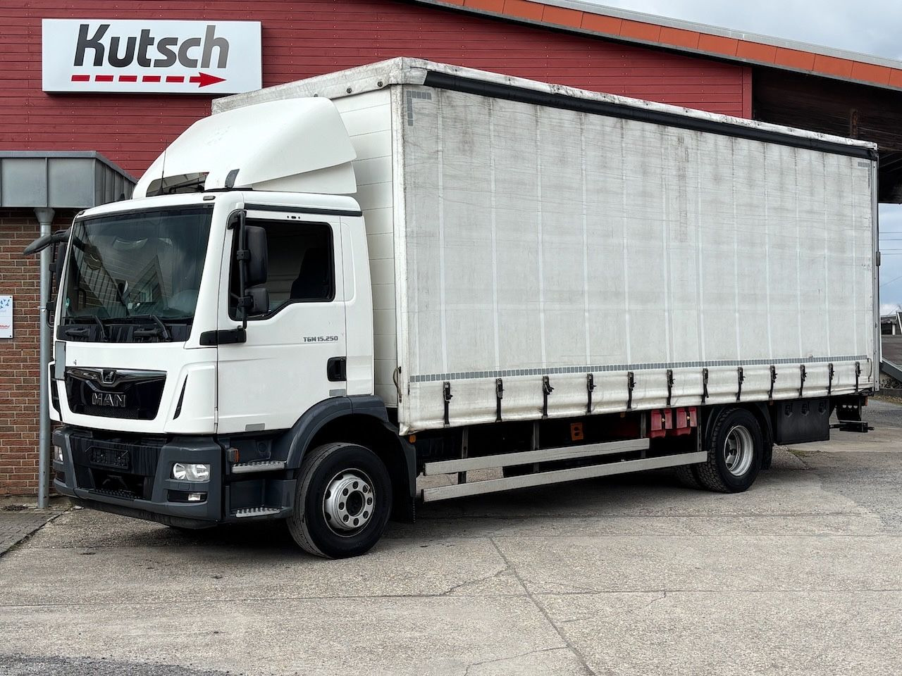 MAN TGM 15.250 BL Pritsche/Lbw, Edscha, - Tent veoauto: pilt 1 MAN TGM 15.250 BL Pritsche/Lbw, Edscha, - Tent veoauto: pilt 1