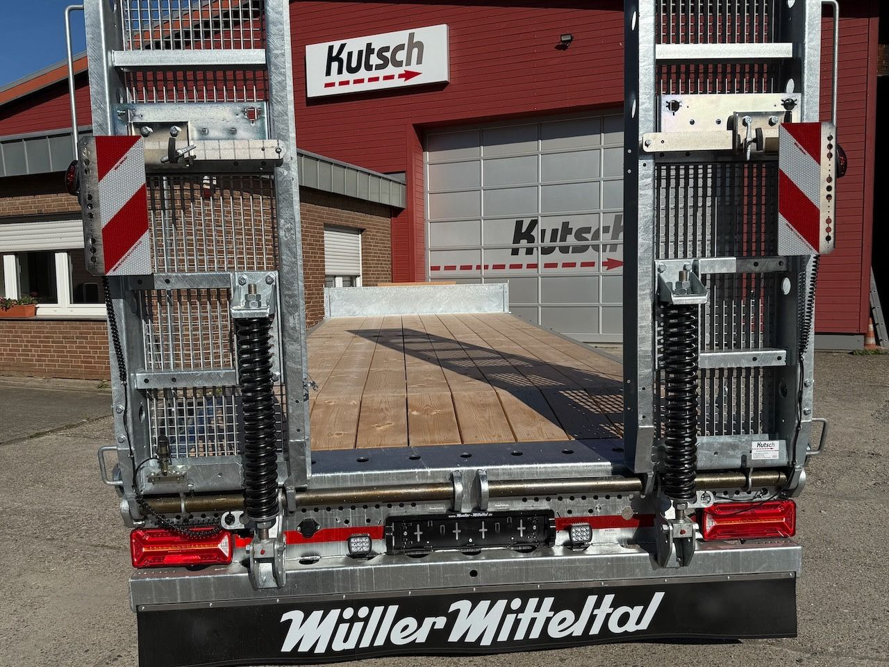Müller-Mitteltal ETÜ-TA-R 21 Plateau 7m, luftgefedert, LED - Madal platvorm järelhaagis: pilt 2 Müller-Mitteltal ETÜ-TA-R 21 Plateau 7m, luftgefedert, LED - Madal platvorm järelhaagis: pilt 2