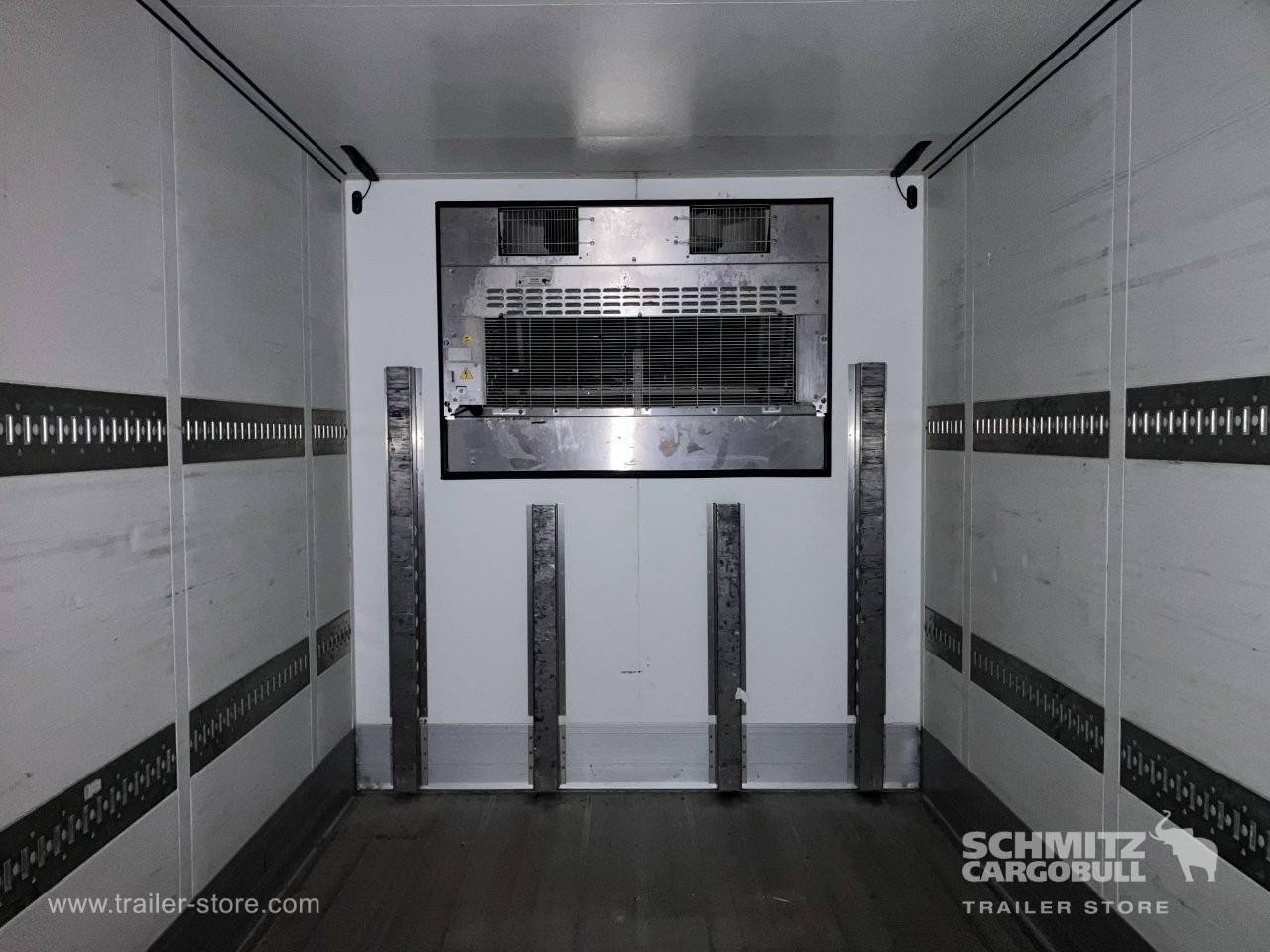 SCHMITZ Semiremolque Frigo Standard Double deck - Isotermiline poolhaagis: pilt 2 SCHMITZ Semiremolque Frigo Standard Double deck - Isotermiline poolhaagis: pilt 2