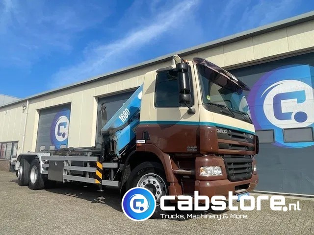 DAF CF 85.340 6X2 Euro 3 - Haakarm containersystem - Hooklift - Abrollkipper - Year 2004 - HMF 1680-K2 Crane - Grua - Ladekran - Autolaadkraan - Konkstõstukiga veoauto, Kraanaga veoauto: pilt 4 DAF CF 85.340 6X2 Euro 3 - Haakarm containersystem - Hooklift - Abrollkipper - Year 2004 - HMF 1680-K2 Crane - Grua - Ladekran - Autolaadkraan - Konkstõstukiga veoauto, Kraanaga veoauto: pilt 4