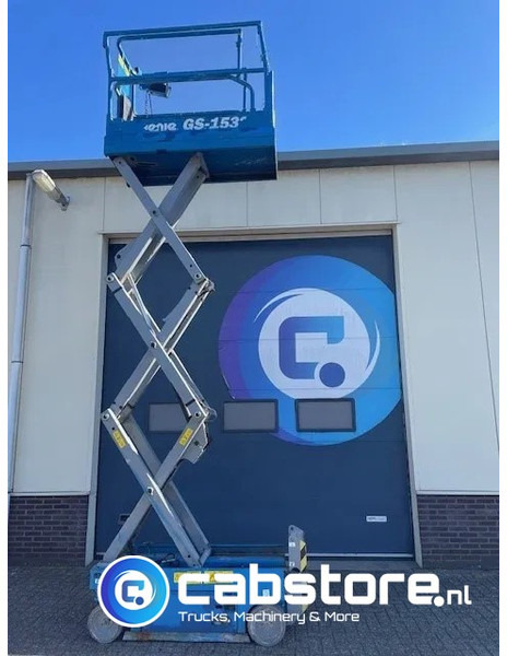 Genie GS-1532 Hoogwerker Arbeitsbuhne - Skylift - Year 2017 - 6,6 meter - Käärlift: pilt 1 Genie GS-1532 Hoogwerker Arbeitsbuhne - Skylift - Year 2017 - 6,6 meter - Käärlift: pilt 1