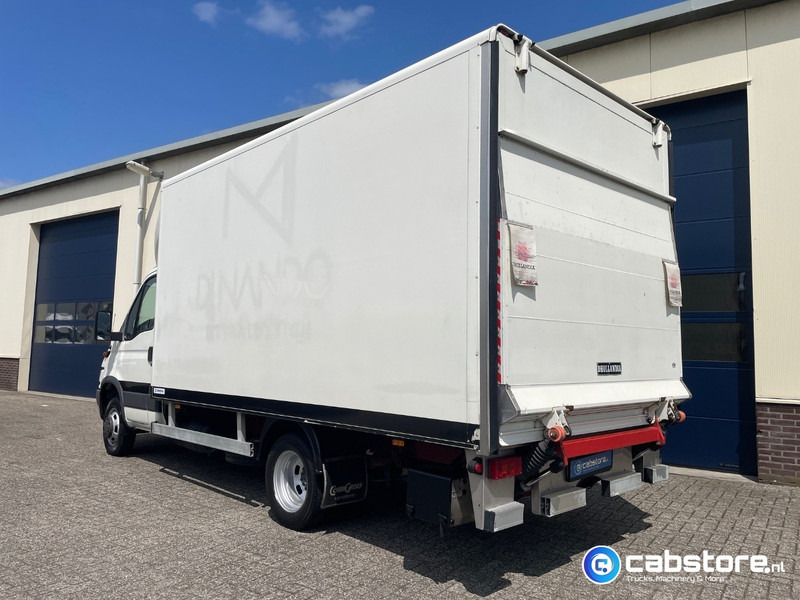 Iveco 40C 40C12 EURO 3 4x2 Bakwagen Euro 3 - Bouwjaar 2003 - APK tot 10-05-2026 -Handgeschakelde versnellingsbak - Tarbesõiduk furgoon: pilt 5 Iveco 40C 40C12 EURO 3 4x2 Bakwagen Euro 3 - Bouwjaar 2003 - APK tot 10-05-2026 -Handgeschakelde versnellingsbak - Tarbesõiduk furgoon: pilt 5